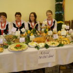 Uczestniczki XVI Powiatowego Konkursu Potraw i Palm Wielkanocnych
