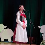 NAGRODY DLA DZIECI I MŁODZIEŻY Z ZESPOŁU REGIONALNEGO BUDZOWSKIE KLISZCZAKI NA POWIATOWYM KONKURSIE GAWĘDZIARZY, ŚPIEWAKÓW I INSTRUMENTALISTÓW LUDOWYCH PODBABIOGÓRSKIE POSIADY