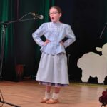 NAGRODY DLA DZIECI I MŁODZIEŻY Z ZESPOŁU REGIONALNEGO BUDZOWSKIE KLISZCZAKI NA POWIATOWYM KONKURSIE GAWĘDZIARZY, ŚPIEWAKÓW I INSTRUMENTALISTÓW LUDOWYCH PODBABIOGÓRSKIE POSIADY