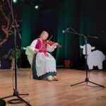 NAGRODY DLA DZIECI I MŁODZIEŻY Z ZESPOŁU REGIONALNEGO BUDZOWSKIE KLISZCZAKI NA POWIATOWYM KONKURSIE GAWĘDZIARZY, ŚPIEWAKÓW I INSTRUMENTALISTÓW LUDOWYCH PODBABIOGÓRSKIE POSIADY