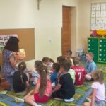 CAŁA POLSKA CZYTA DZIECIOM - AKCJA CZYTELNICZA W BIBLIOTECE PUBLICZNEK W BIEŃKÓWCE