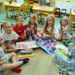 CAŁA POLSKA CZYTA DZIECIOM - AKCJA CZYTELNICZA W BIBLIOTECE PUBLICZNEK W JACHÓWCE