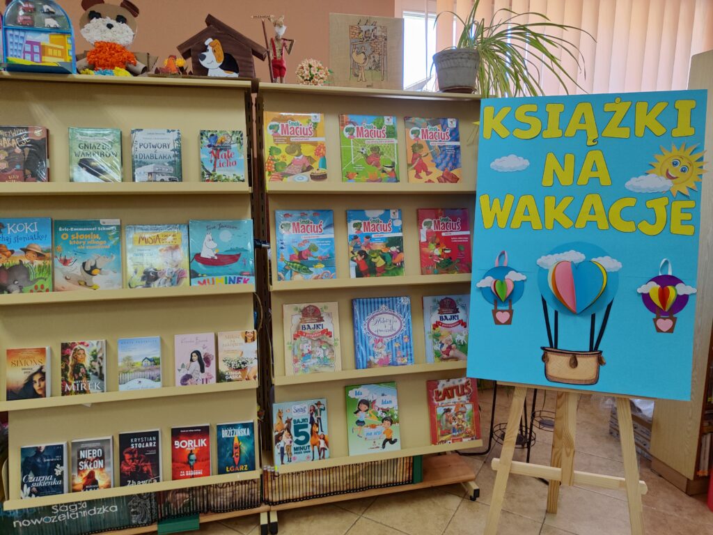 WAKACJE Z KSIĄŻKĄ – ZAPRASZAMY DO BIBLIOTEK