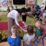 Ogólnopolski Dzień Głośnego Czytania zorganizowany przez Bibliotekę Publiczną w Baczynie