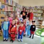W królestwie bajek - wizyta przedszkolaków w Gminnej Bibliotece Publicznej w Budzowie