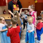 W królestwie bajek - wizyta przedszkolaków w Gminnej Bibliotece Publicznej w Budzowie