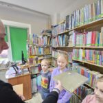 2) PASOWANIE NA CZYTELNIKA UCZNIÓW I KLASY I KONKURS ZAGADEK