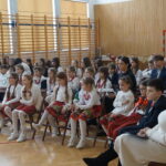 Uczestniczy przeglądy