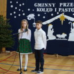 Występ uczestników Gminnego Przeglądu Kolęd i Pastorałek