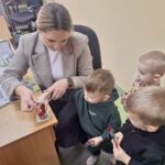 Lekcja biblioteczna w Gminnej Bibliotece Publicznej w Budzowie