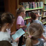 Lekcja biblioteczna dla kl. I w Bibliotece Publicznej w Palczy