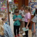 Lekcja biblioteczna dla kl. I w Bibliotece Publicznej w Palczy