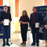 Konkurs Leonardo 2026 - uczestnik konkursu wraz z Organizatorami i Przewodniczącą Komisji