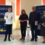 Konkurs Leonardo 2026 - uczestnik konkursu wraz z Organizatorami i Przewodniczącą Komisji