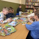 LEKCJA BIBLIOTECZNA DLA PRZEDSZKOLAKÓW DROGA KSIĄZKI – OD AUTORA DO CZYRTELNIKA