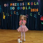 Występ artystyczny podczas konkursu Od przedszkola do Opola