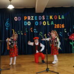 Występ artystyczny podczas konkursu Od przedszkola do Opola