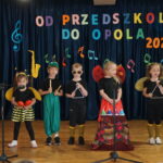 Występ artystyczny podczas konkursu Od przedszkola do Opola