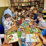 Spotkanie z uczniami k. I Szkoły Podstawowe w Budzowie w Gminnej Bibliotece Publicznej w Budzowie