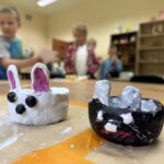 Warsztaty ceramiczne z kl. 1 ze Szkoły Podstawowej nr 1 w Budzowie w Gminnej Bibliotece Publicznej w Budzowie