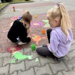 WAKACYJNE SPOTKANIE CZYTELNICZE W KRAINIE BAJEK
